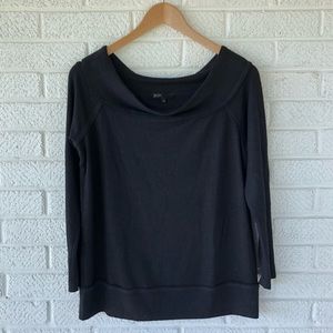 Gibson black pullover sweater top